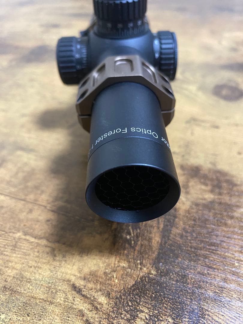 ベクターオプティクス　FORESTER 1-5X24 GENII