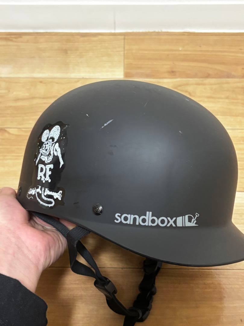 Monster Energy & Sandbox ヘルメット　ステッカーカスタム