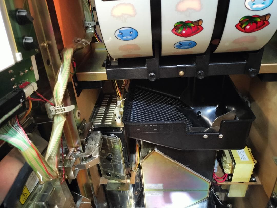 【パチスロ実機】サミー★猛獣王S【不要機付】爆裂AT機・４号機・人気台