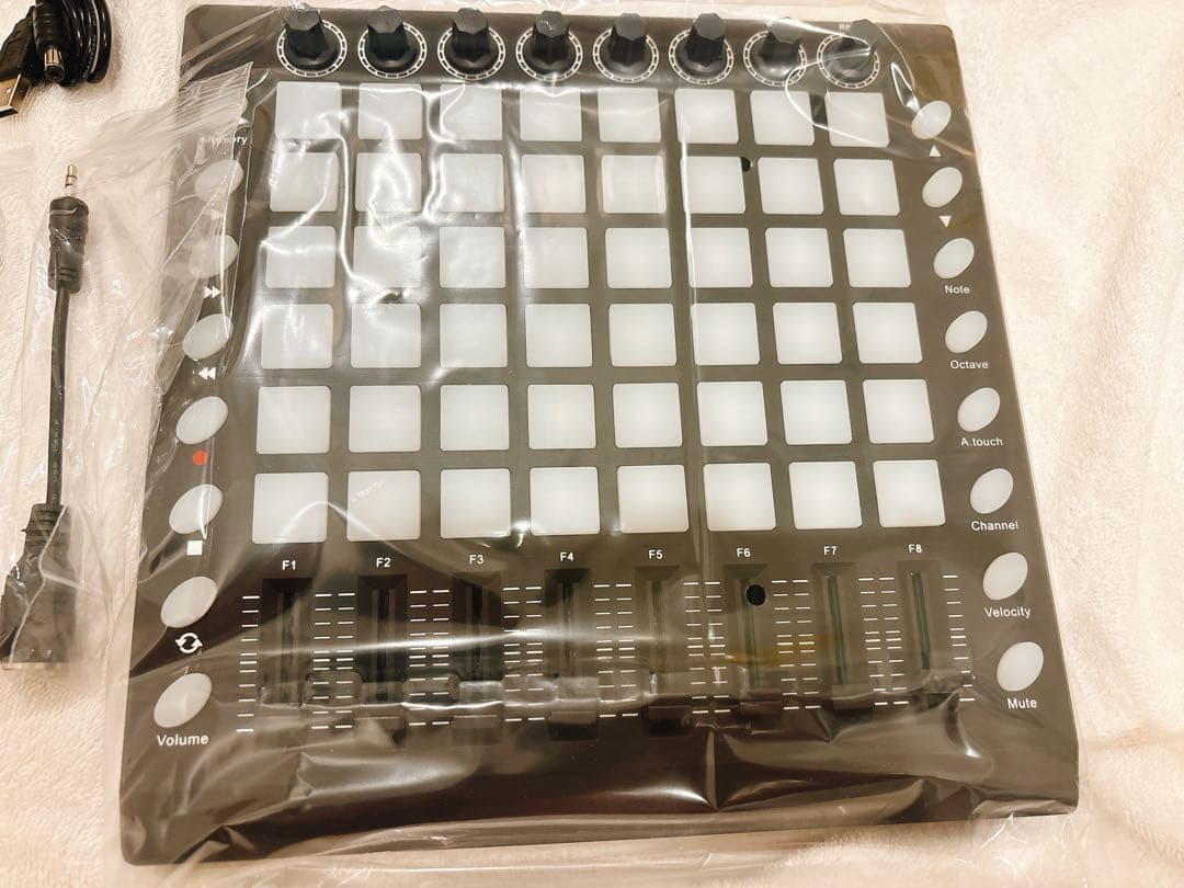 WORLDE PAD48 ポータブル USB MIDI ドラムパッドコントローラ