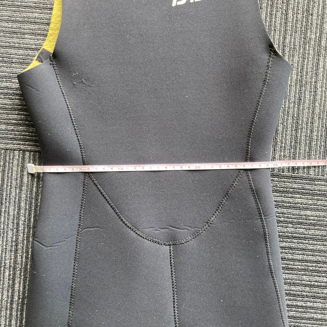 【新品】ウェットインナー　サーフィン　ショートジョン　S