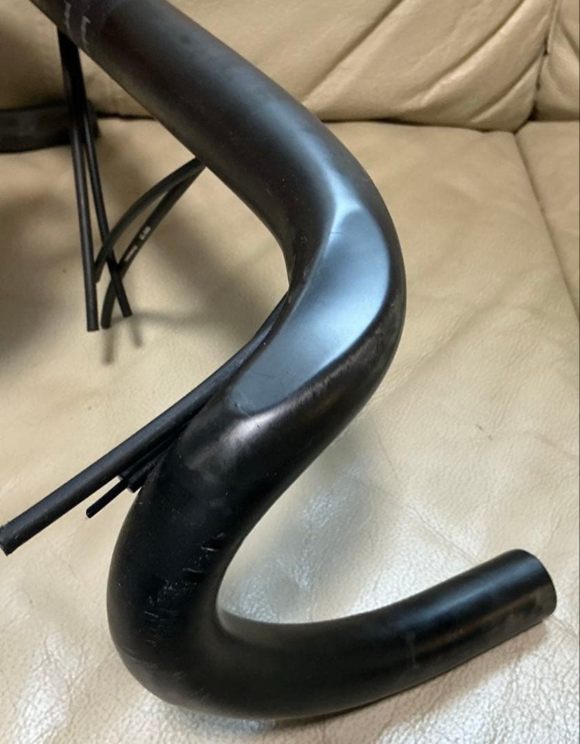 TNI Peloton カーボンハンドル 380mm