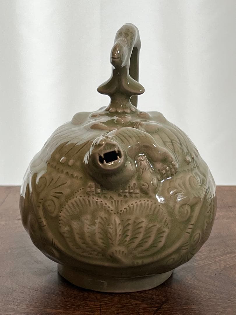 中国耀州窯青磁のレプリカ