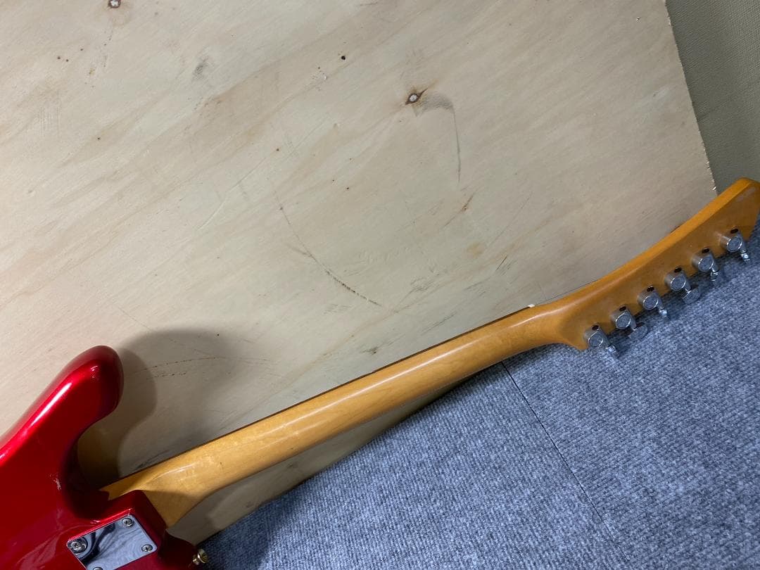 617 YAMAHA SGV 300 レッド