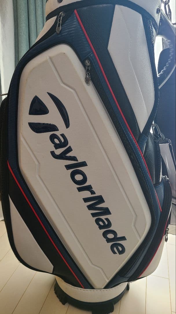 【中古品】テーラーメイド　キャディバック