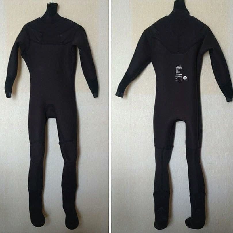 【DOVE】ダブ/ドライスーツ