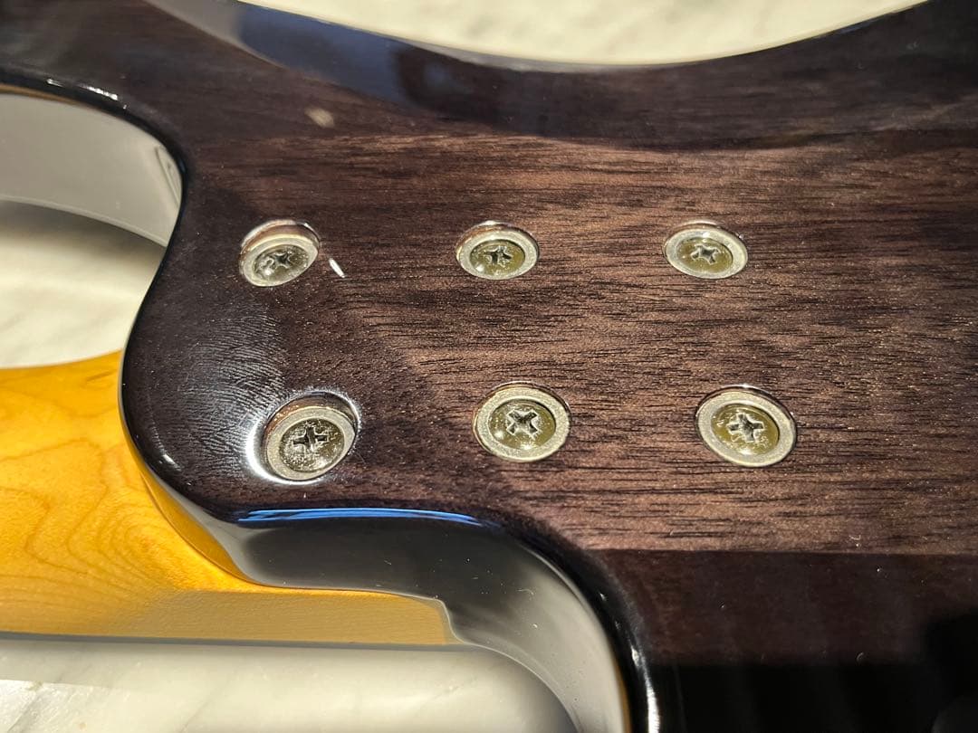 Schecter Diamond Series Elite-5 5弦ベース