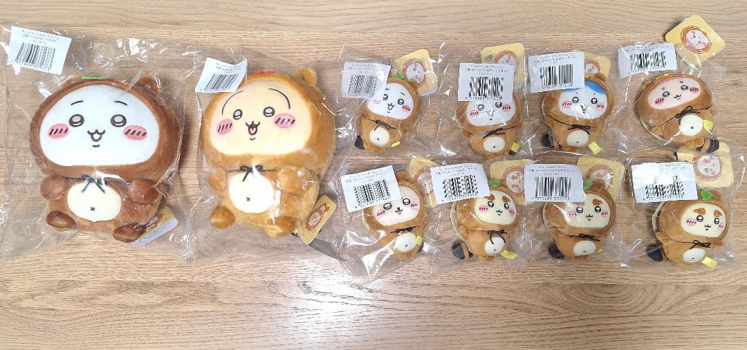 ちいかわ たぬきだもんくじ B賞 C賞 ハチワレ うさぎ 古本屋 ラッコ