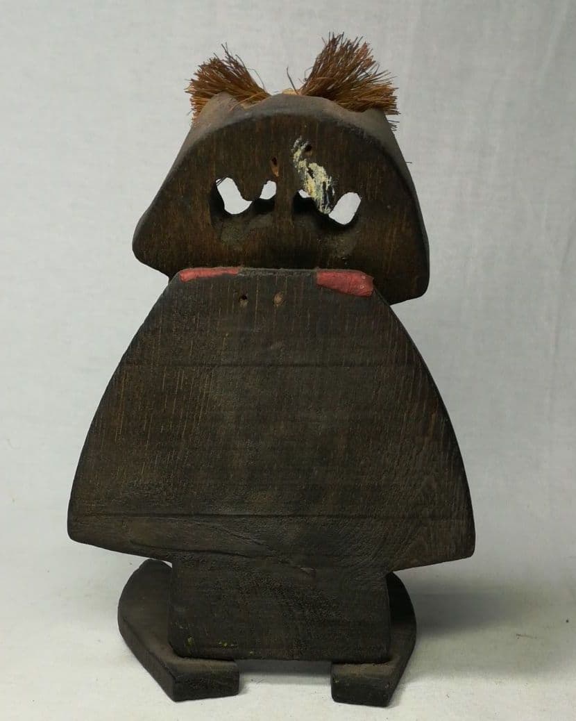 アイヌ彫　木彫　彫刻　民族衣装　ニポポ　コロポックル　コロボックル　人形　置物