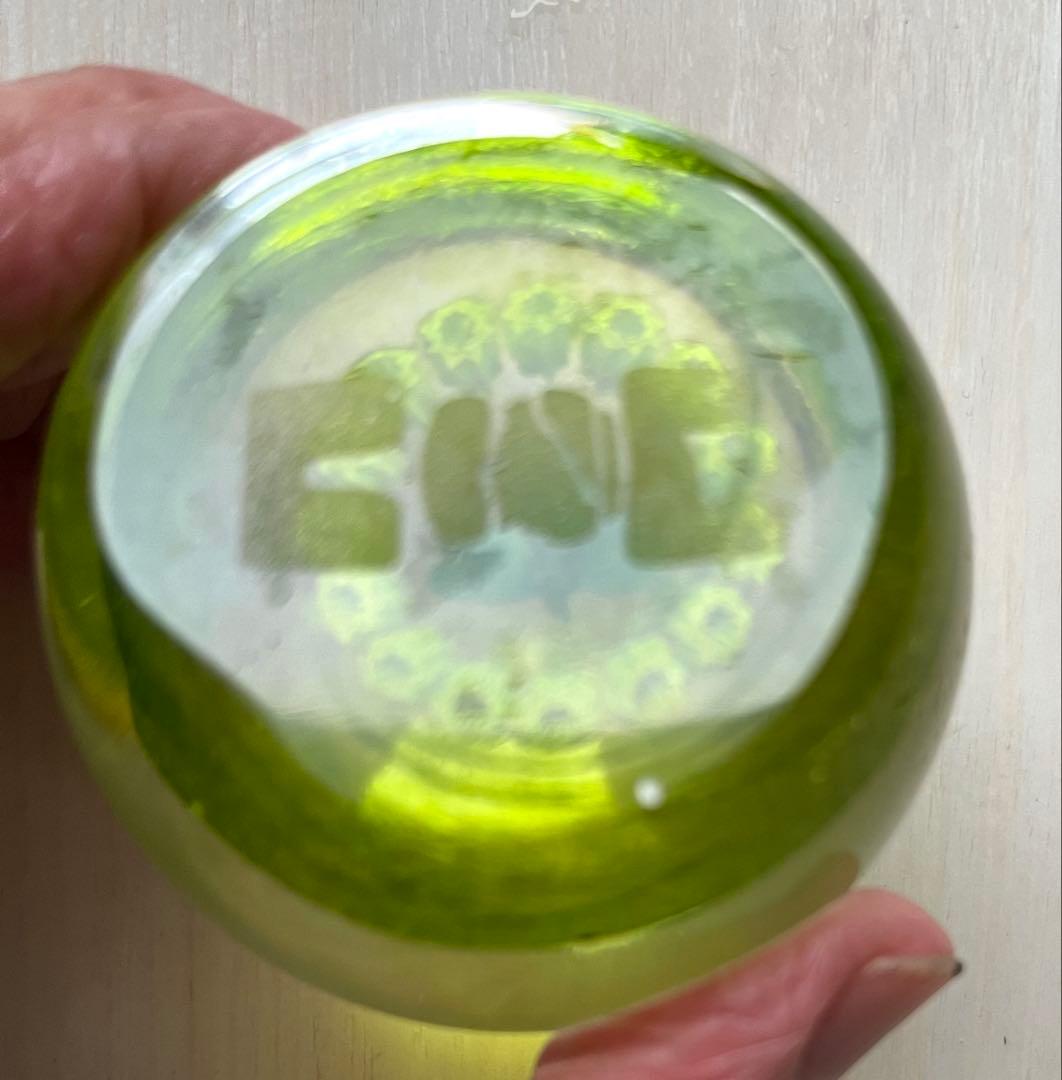 Caithness Glass ペーパーウェイト ガラス クローバー ケイスネス