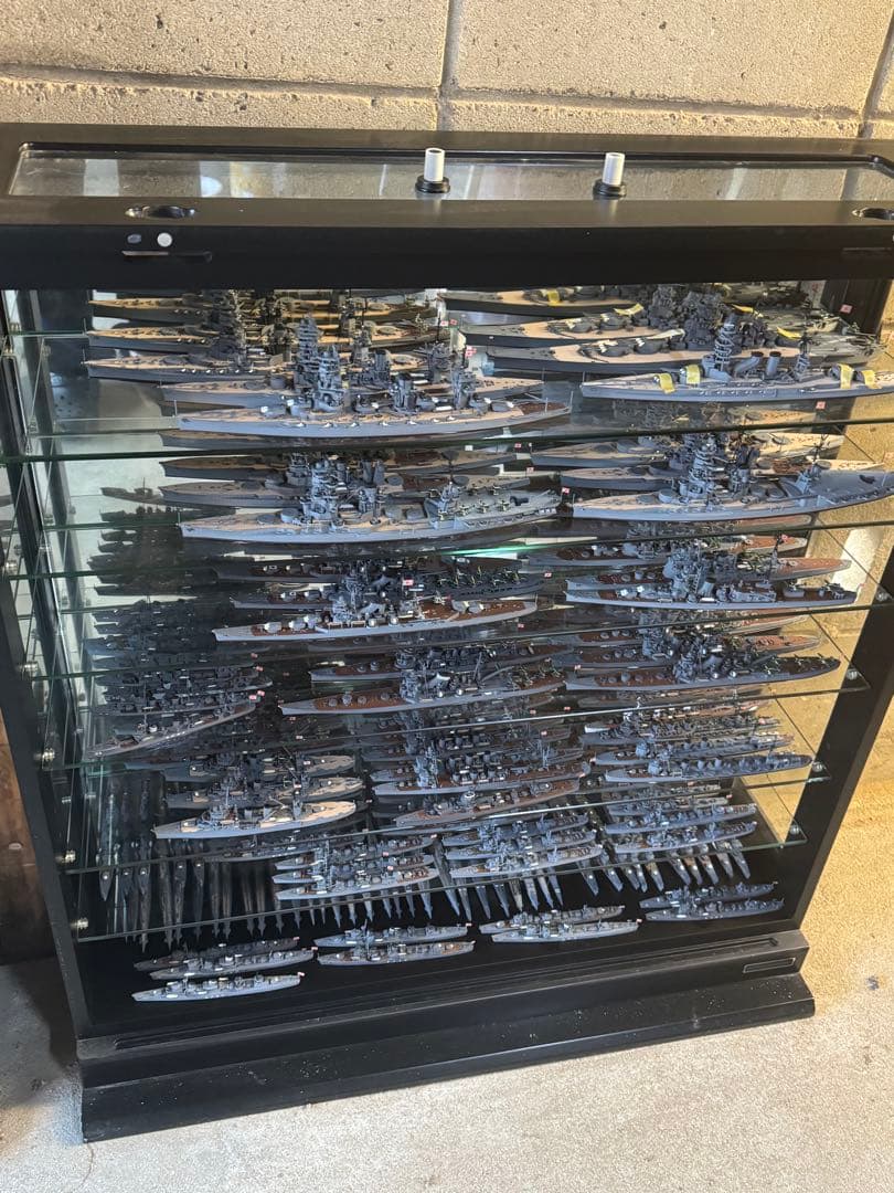 TYPE-A 戦艦プラモデル　完成品　ガラスショーケース付き！