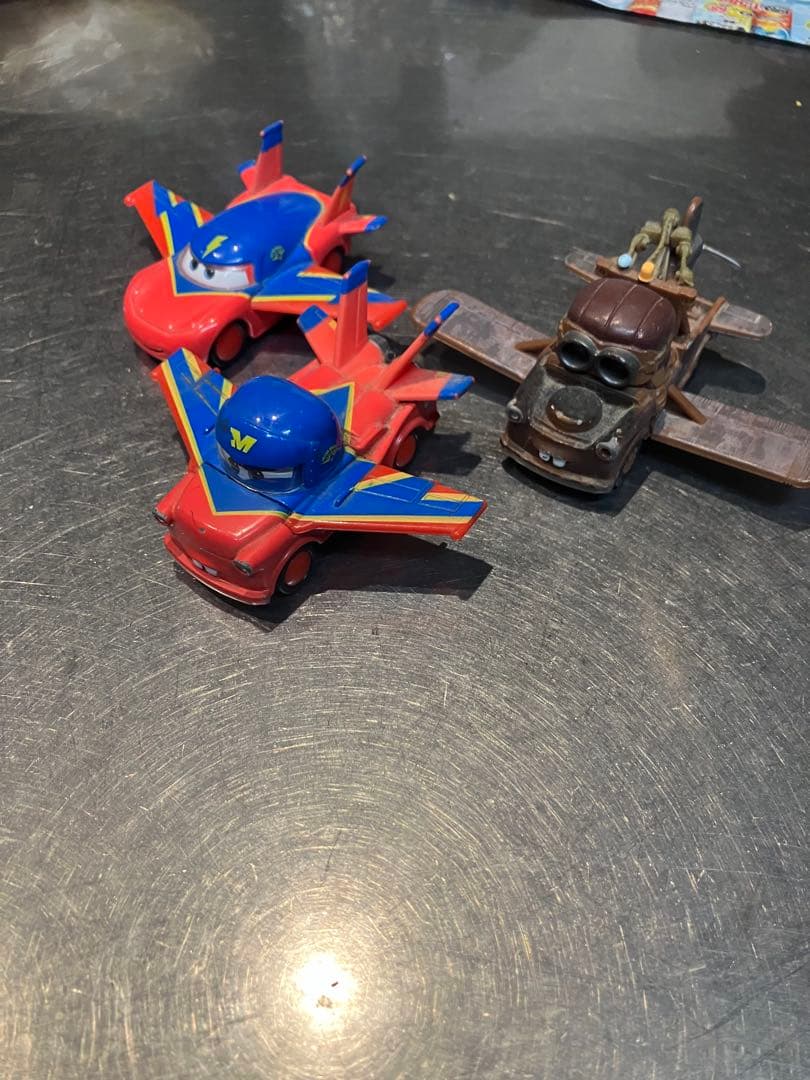 カーズトミカ　マックィーン　メーター　ホークタイプ