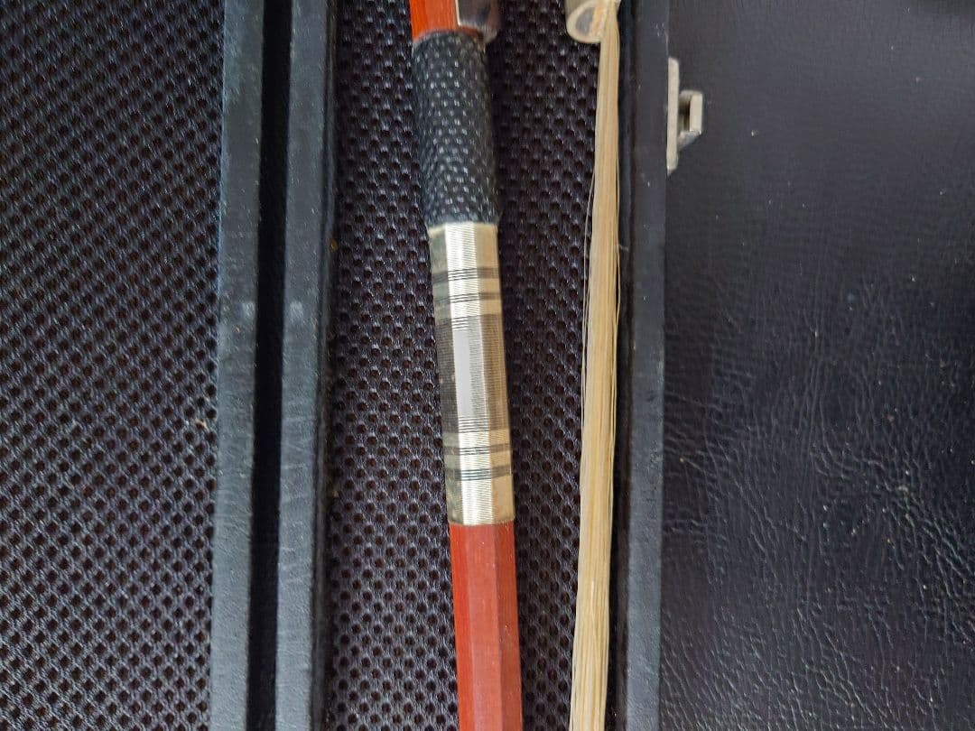 じ*ん様 フレンチスタイル　コントラバス弓 全長　70.5cm弓 ケース付