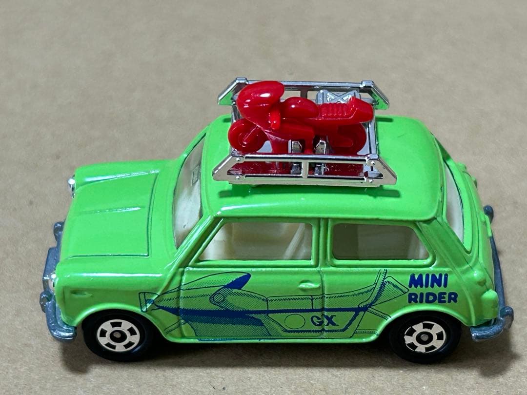 日本製 トミカ ミニクーパー ポケバイ付