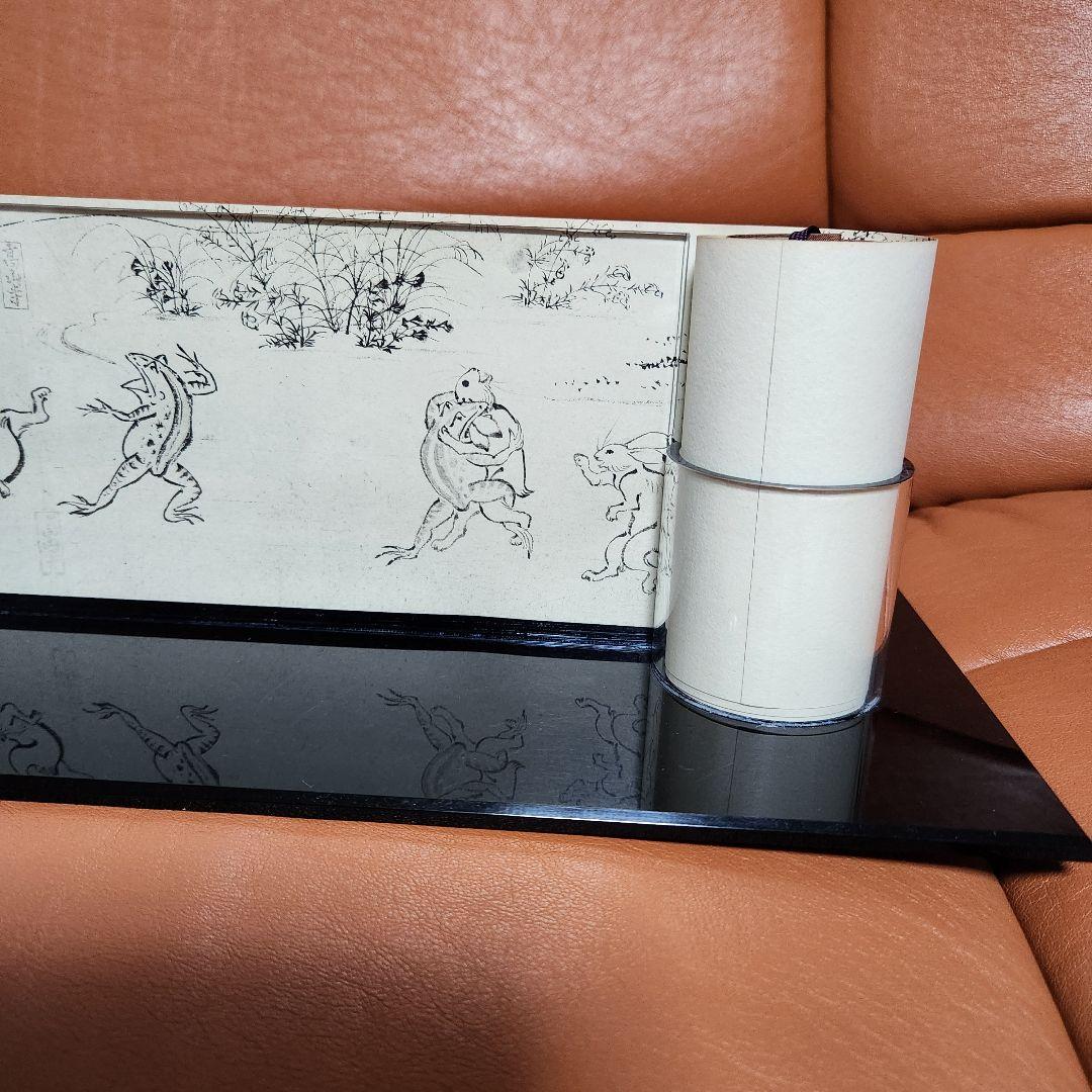 【巻物スタンド付き】国宝鳥獣人物戯画　縮小絵巻物　高山寺蔵　便利堂