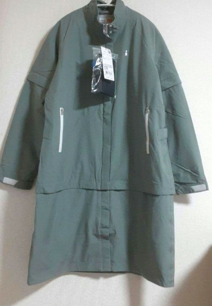 再再再値下げ新品 マンシングウェア レインワンピースLL　収納袋付　カーキ