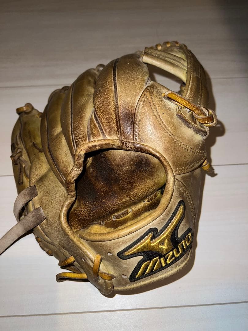 硬式グローブ 内野手用　ミズノプロ　ナチュラルライム　野球