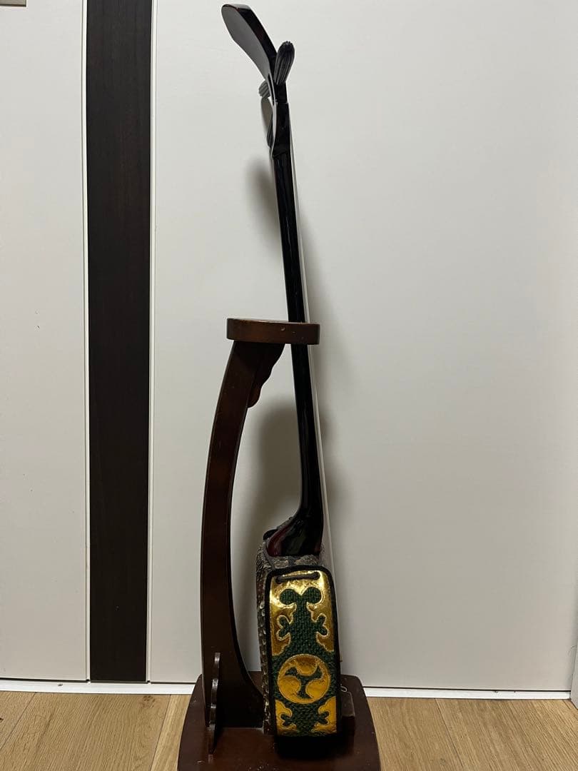 沖縄三線　真嘉比型　重さ測りました。