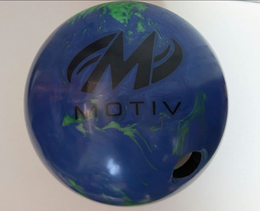 MOTIV トップ スリル Pearl ボウリング ボール