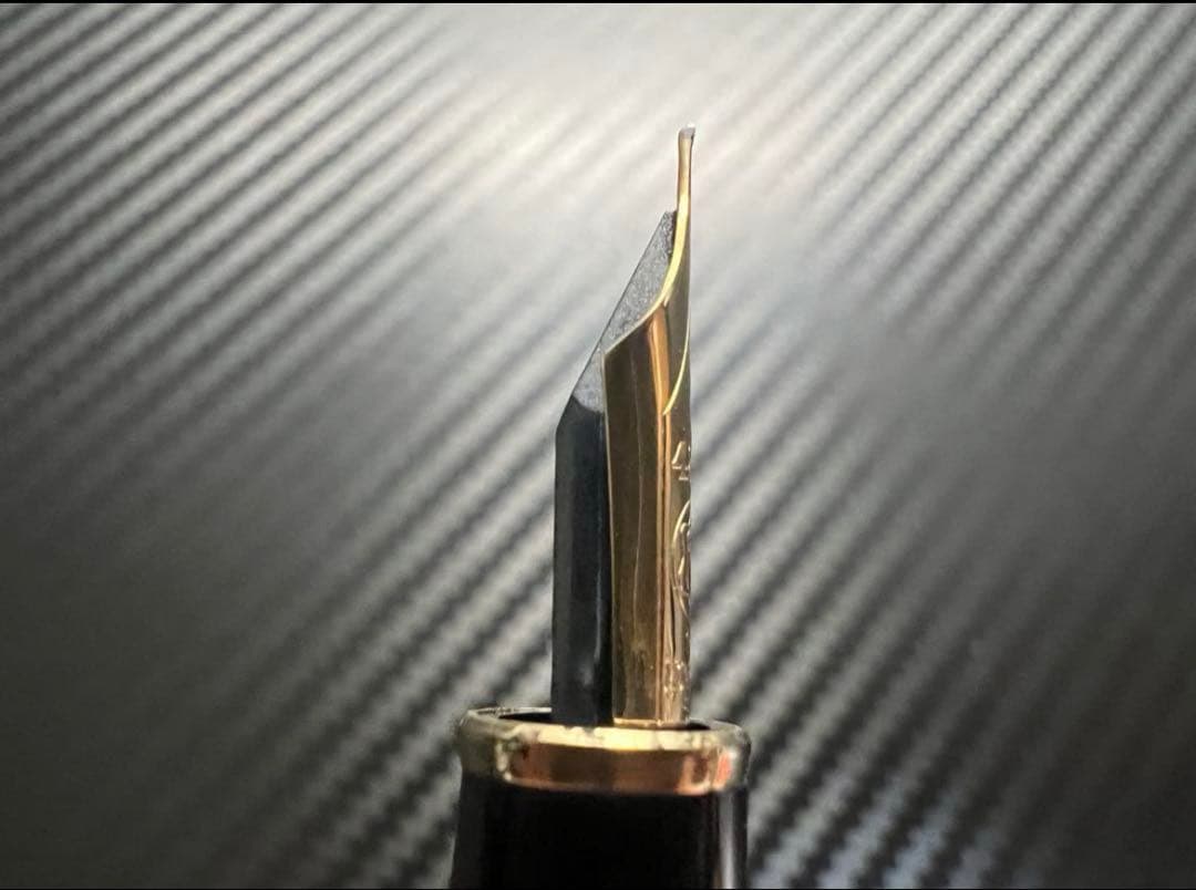 モンブラン マイスターシュテュック 144 万年筆 ボルドー 全金 EF 極細