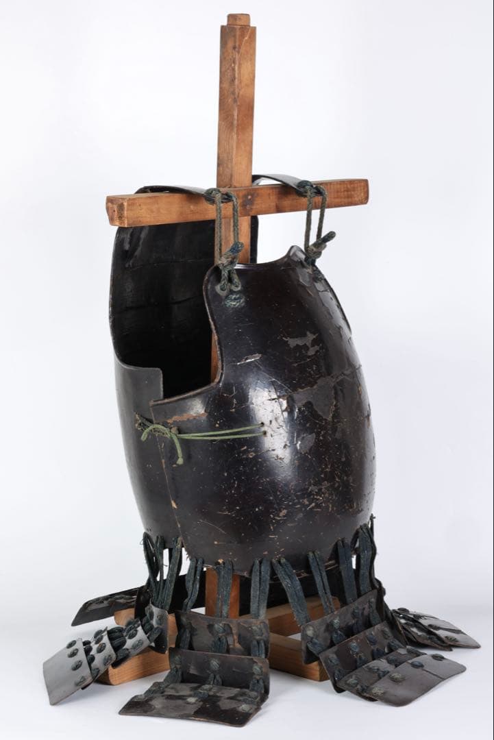 【江戸期】黒漆塗 二枚胴 胴丸 草摺付 時代甲冑 鎧 武具 鎧兜 古美術 骨董品