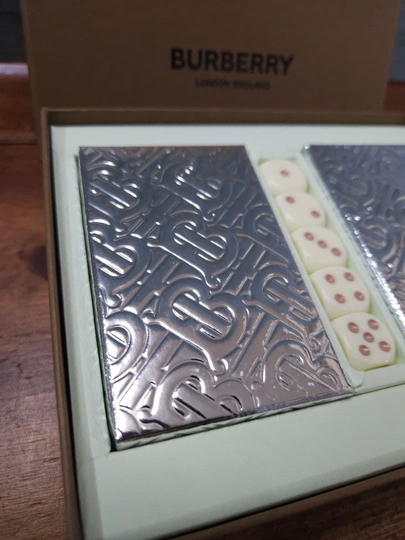 未使用☆BURBERRY バーバリー トランプ 2組セット サイコロ ダイス