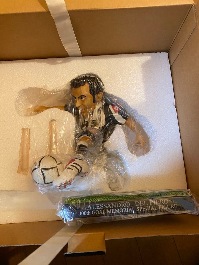 【500体限定】デルビエロ　100ゴール　メモリアルファギュア