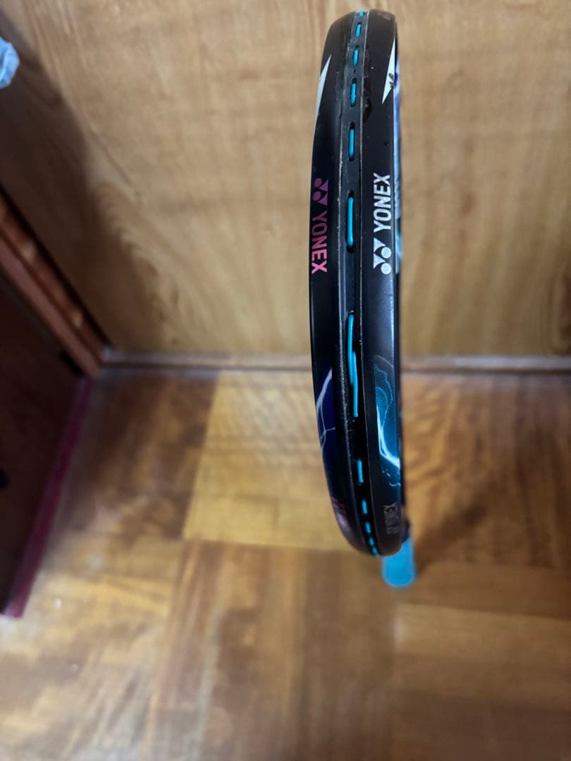 ヨネックス　ボルトレイジ5V UXL-1