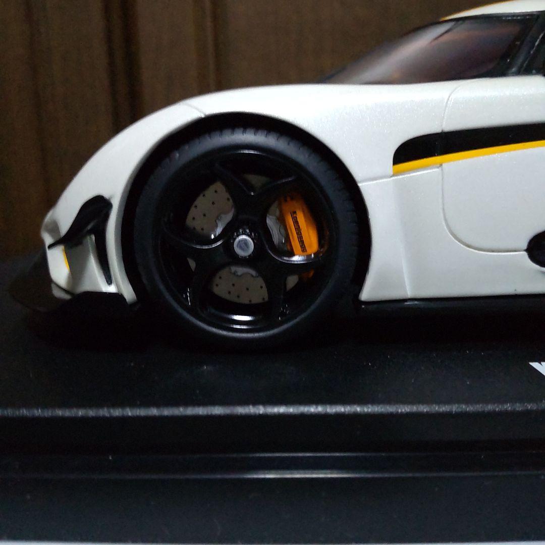 ケーニグセグ レゲエーラ ホワイト 1/18 GTスピリット 京商