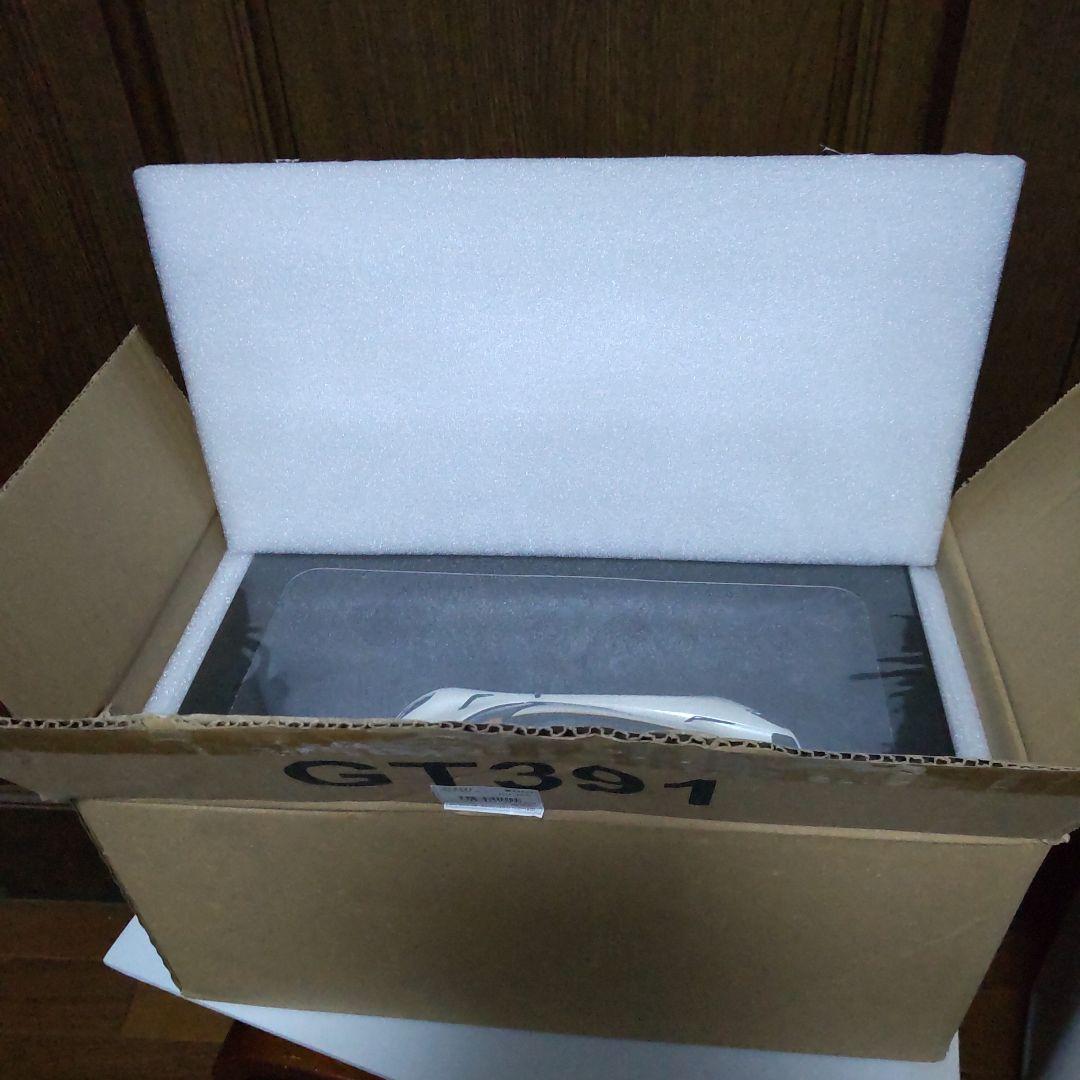 ケーニグセグ レゲエーラ ホワイト 1/18 GTスピリット 京商