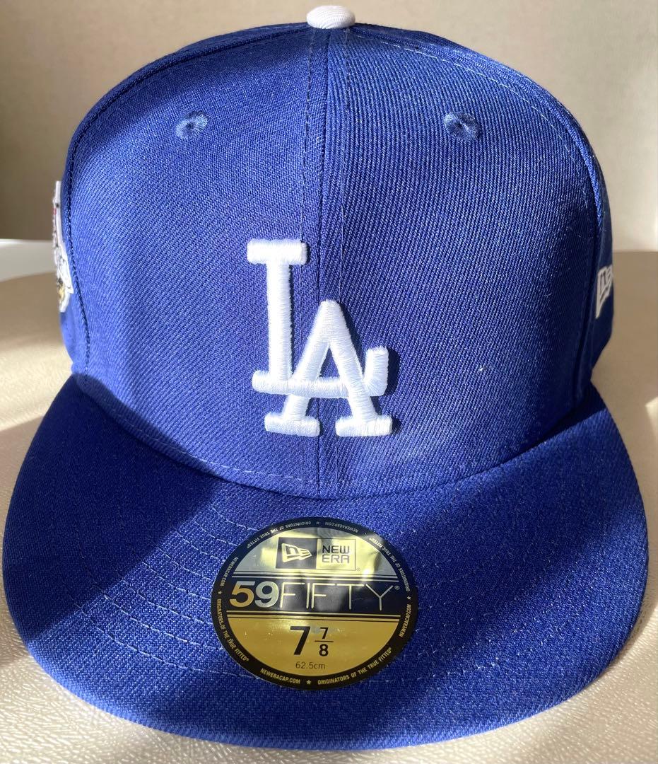 2025年ロサンゼルス・ドジャース 59FIFTY キャップ とボール