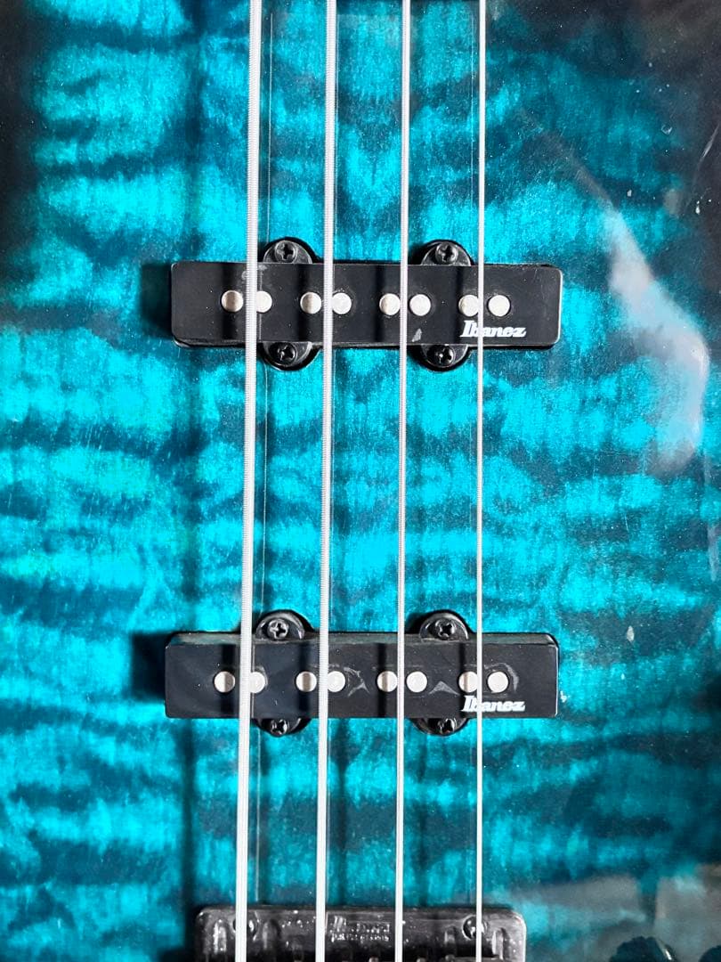 Ibanez 4弦エレキベース