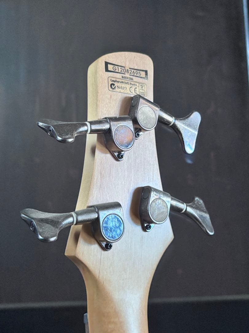 Ibanez 4弦エレキベース