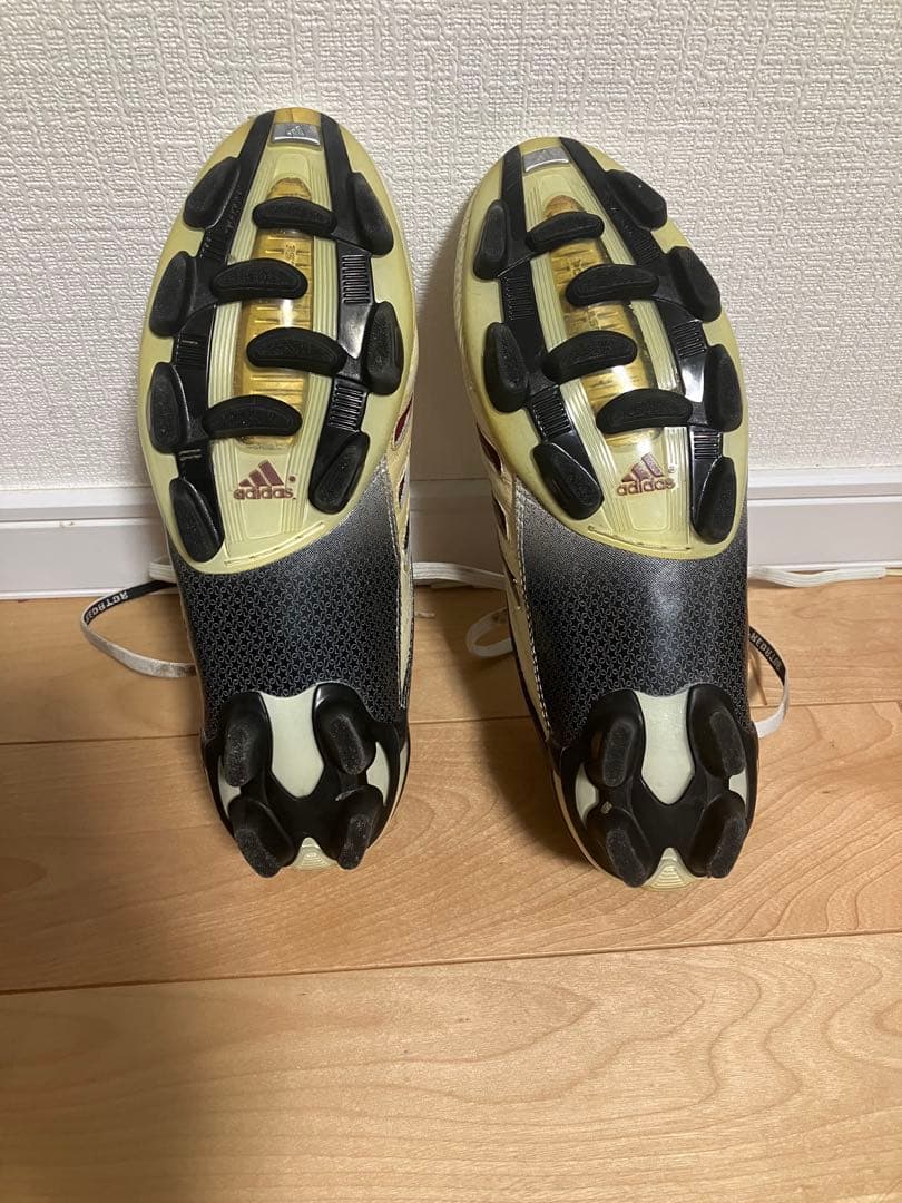 adidas プレデターアブソリュート　TRX HG