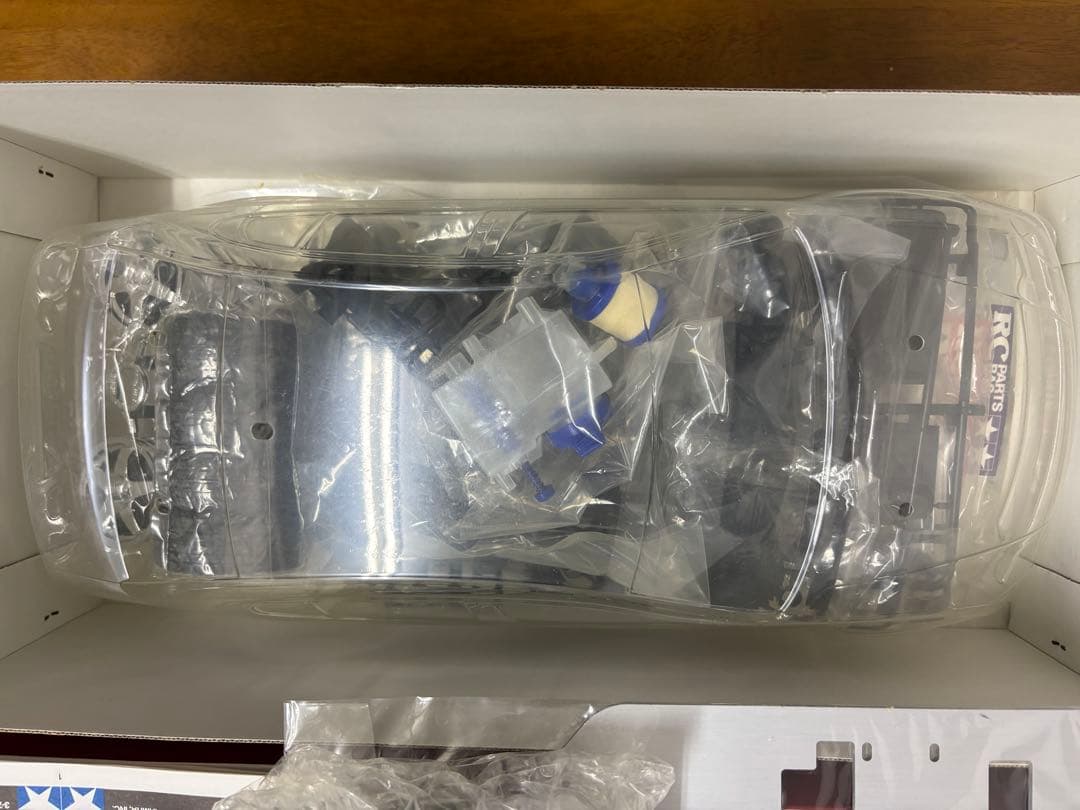 TAMIYA Lexus GS400 RCカー 1/10