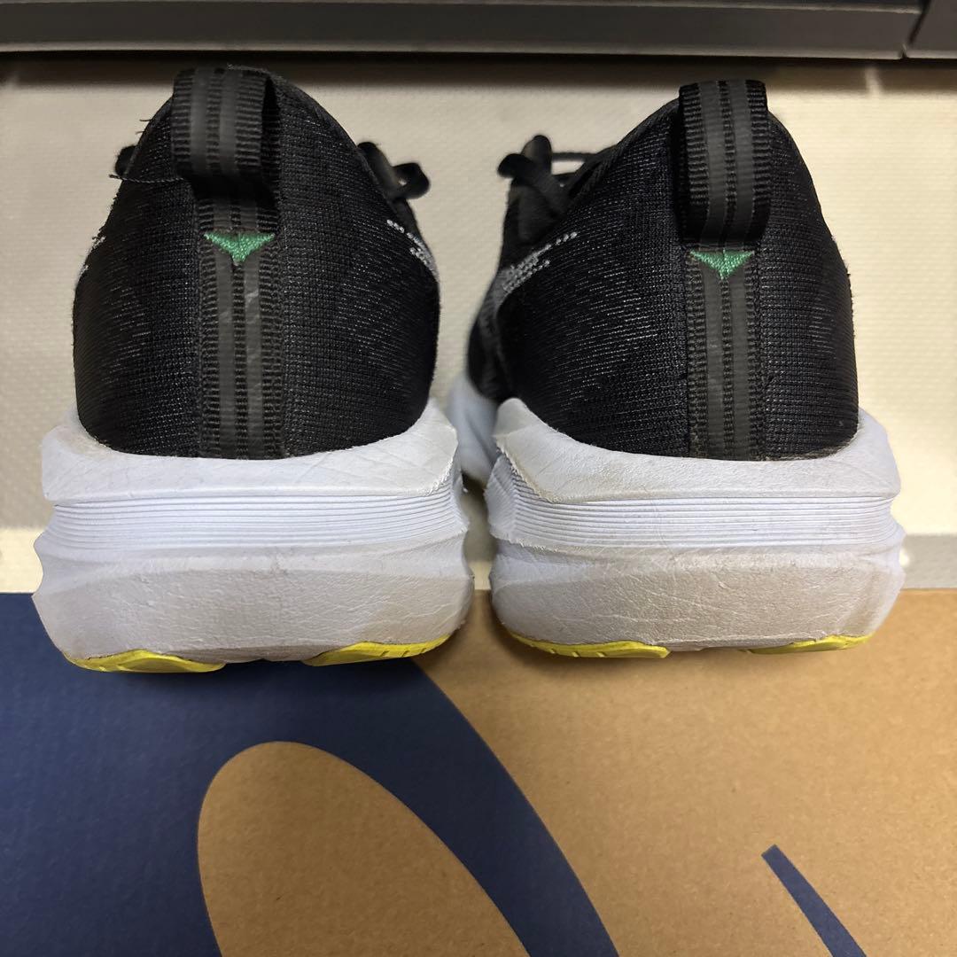 ASICS ノヴァブラスト5