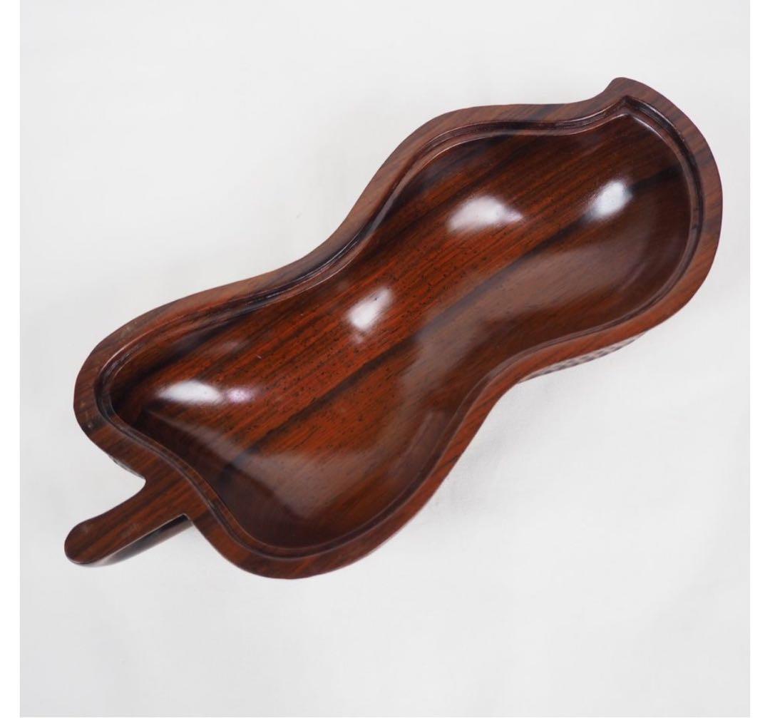 送料無料　時代物　唐木花梨（沈水）透かし彫り落花生蓋物　幅21ｃｍ