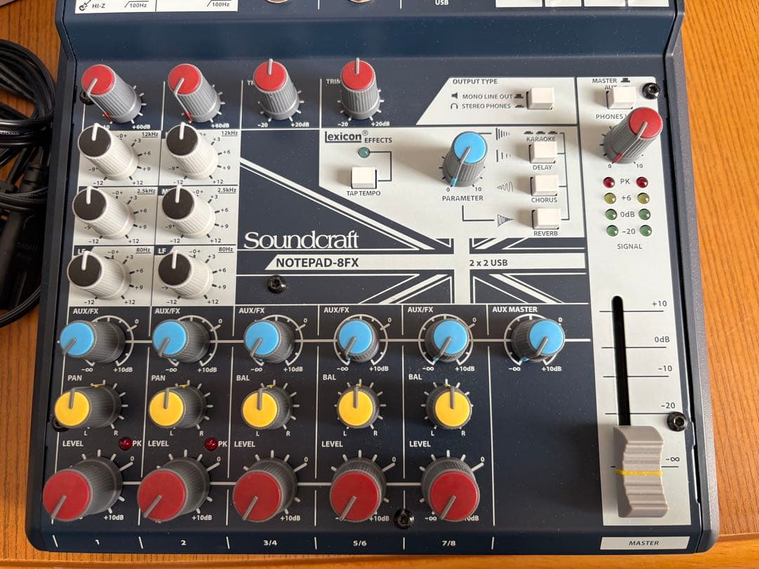 Soundcraft Notepad-8FX ミキサー　配信　録音　機材