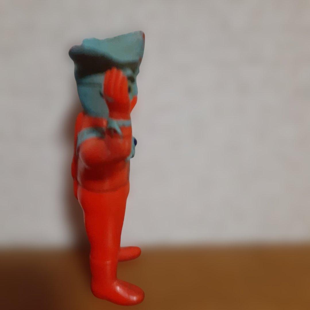 ウルトラマンレオ　ブルマァク　ソフビ