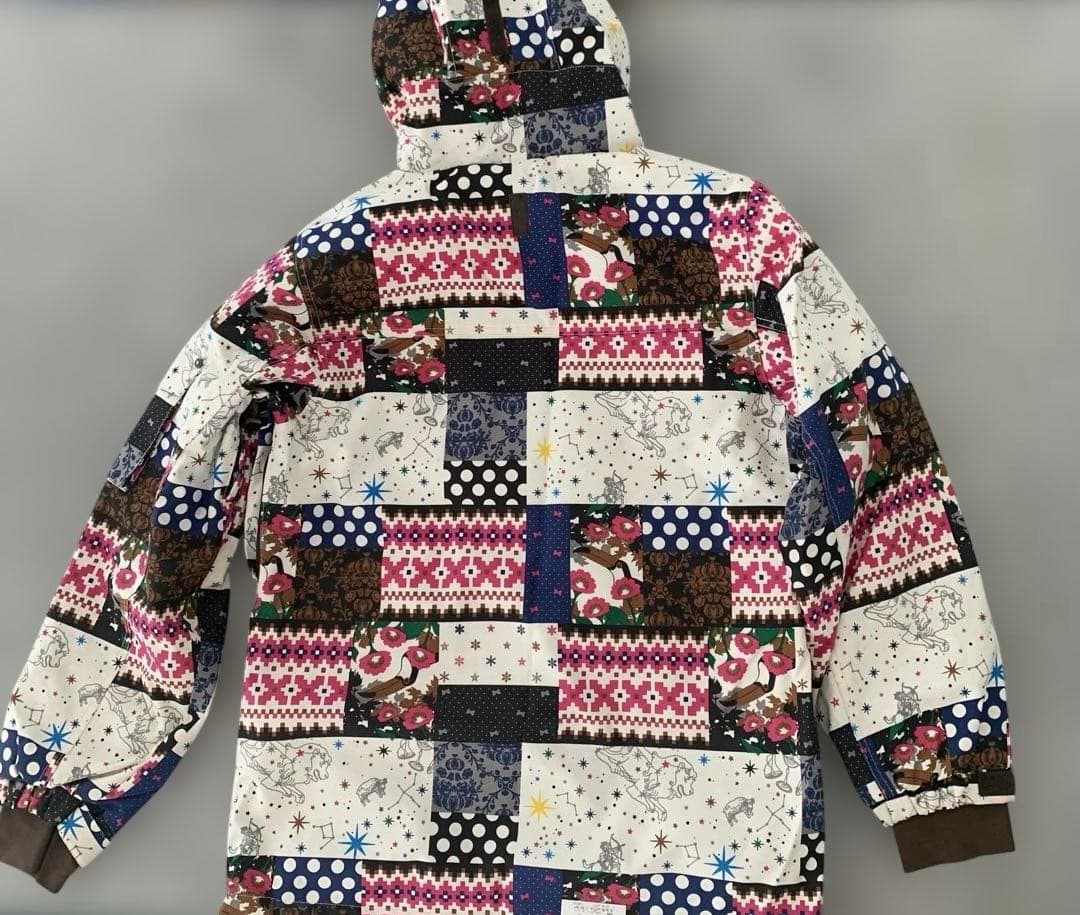 極美品✨ICEPARDALスキーウェアスノボウェア ジャケット　総柄　L相当