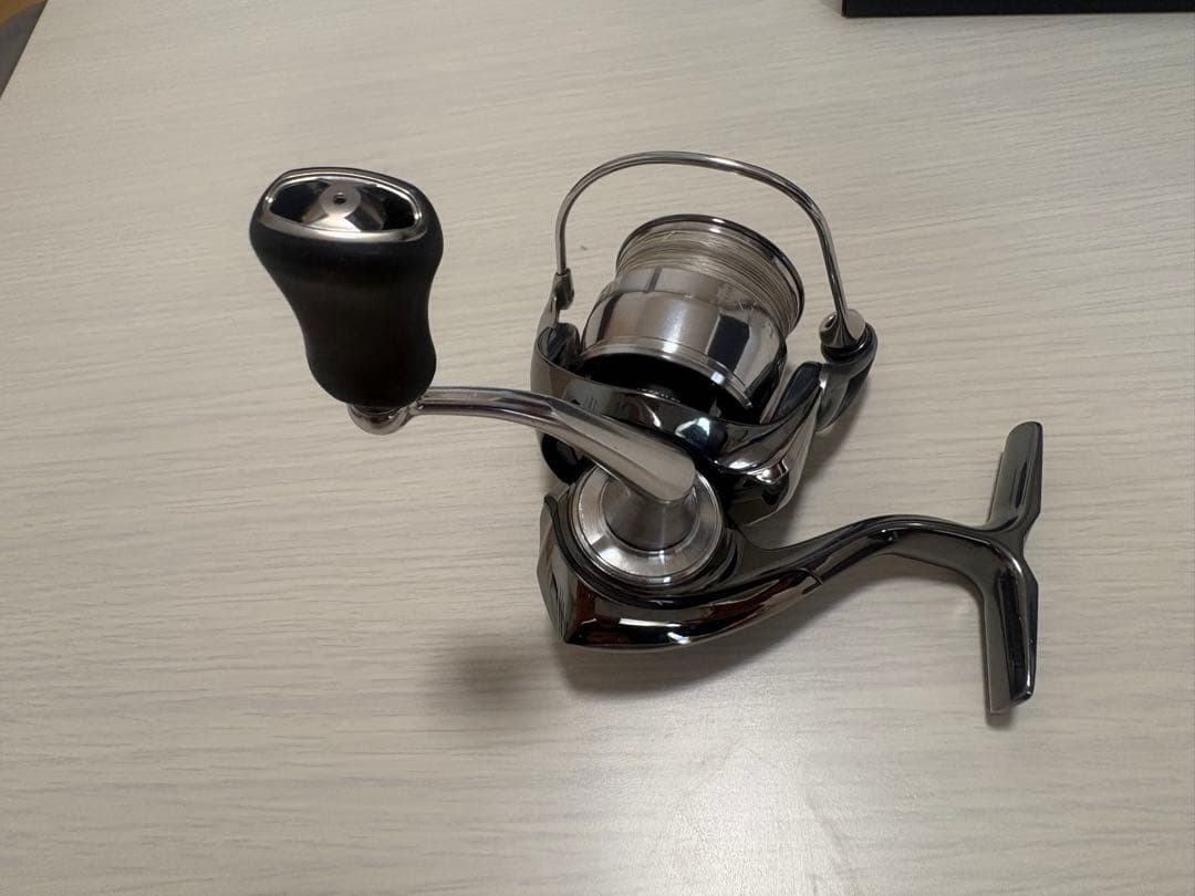 EXIST SF2500SS-H スピニングリール