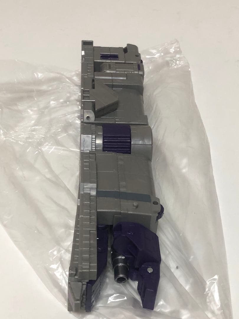 トランスフォーマーレガシーユナイテッド　タイダルウェーブ（アルマダユニバース）