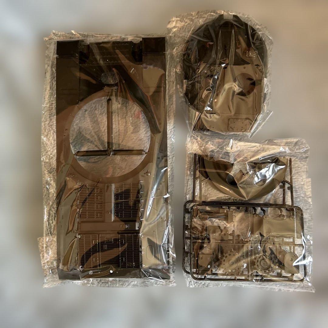 TAMIYA 1/25 チーフテン戦車 R/C