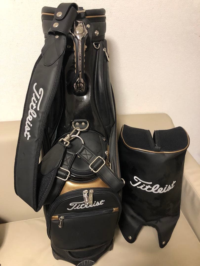 【送料込み】数量限定タイトリスト　キャディバッグ　廃盤希少品