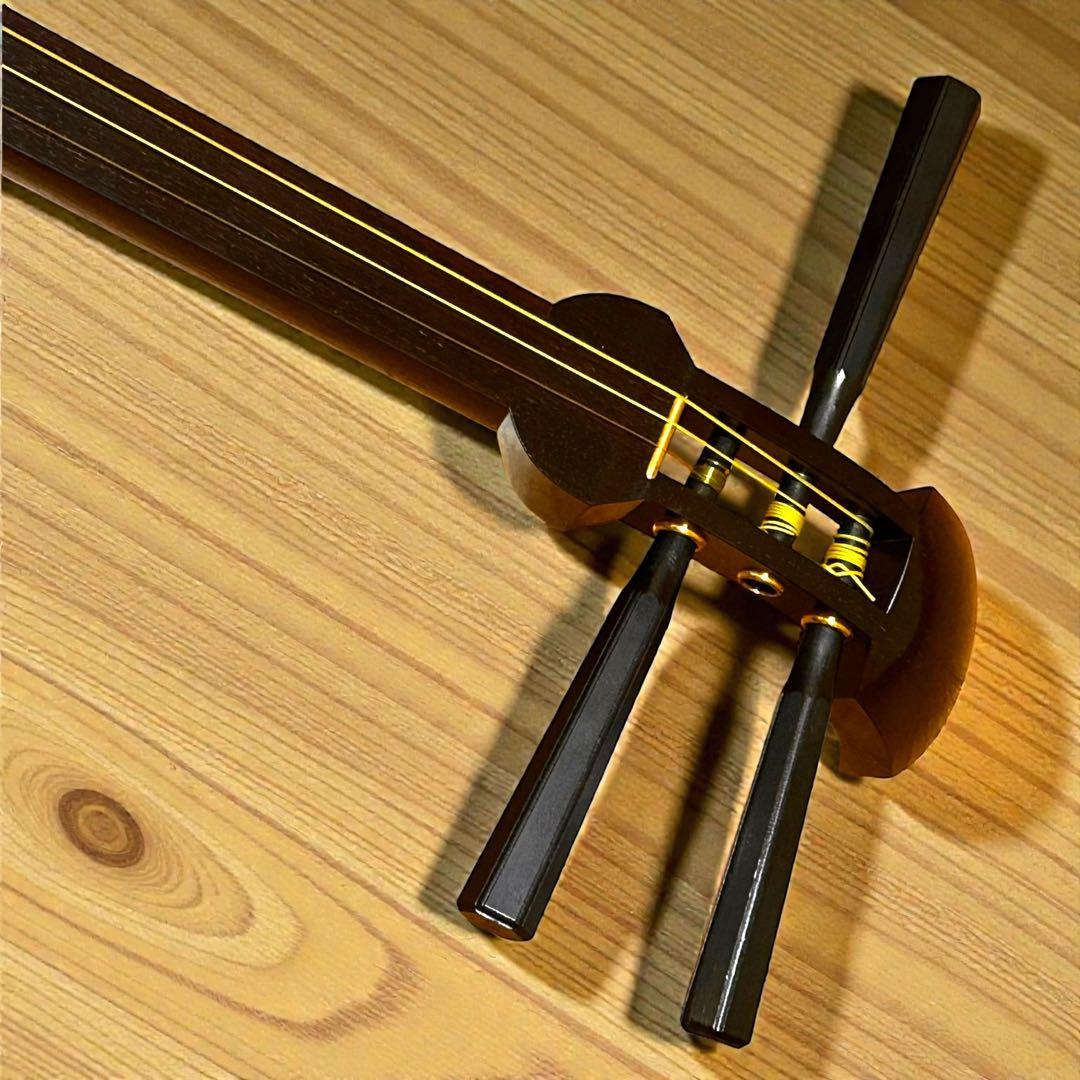 高級撥付き❣️重厚感✨ハードケース付き❣️長唄三味線 中棹 紅木 三味線 弦楽器