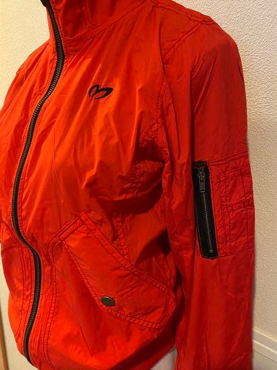 半額以下！新品未使用！マスターバニーエディション　ストレッチブルゾン