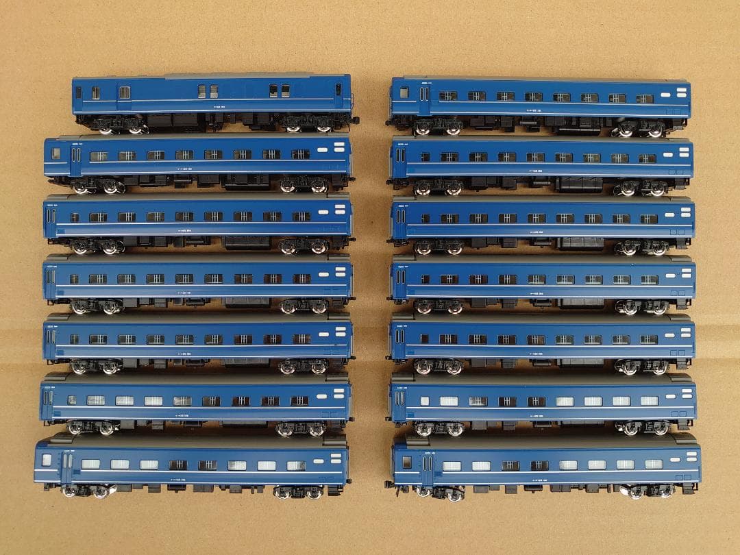 KATO カニ24・オハネフ25・オハネ25　24系25形銀帯14両　あさかぜ