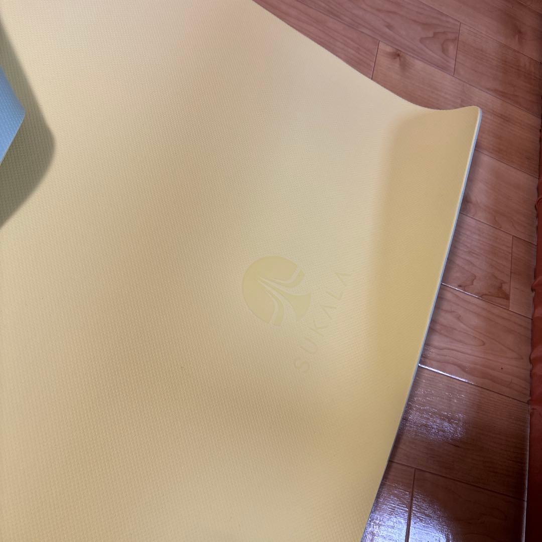 ヨガマット　ホットヨガLAVA ケース付き　SUKALA