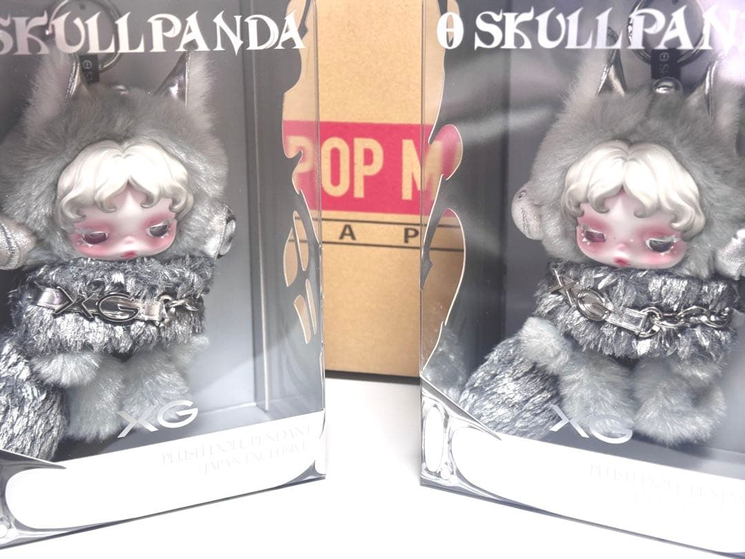 POP MART XG SKULLPANDA ぬいぐるみペンダント 2個