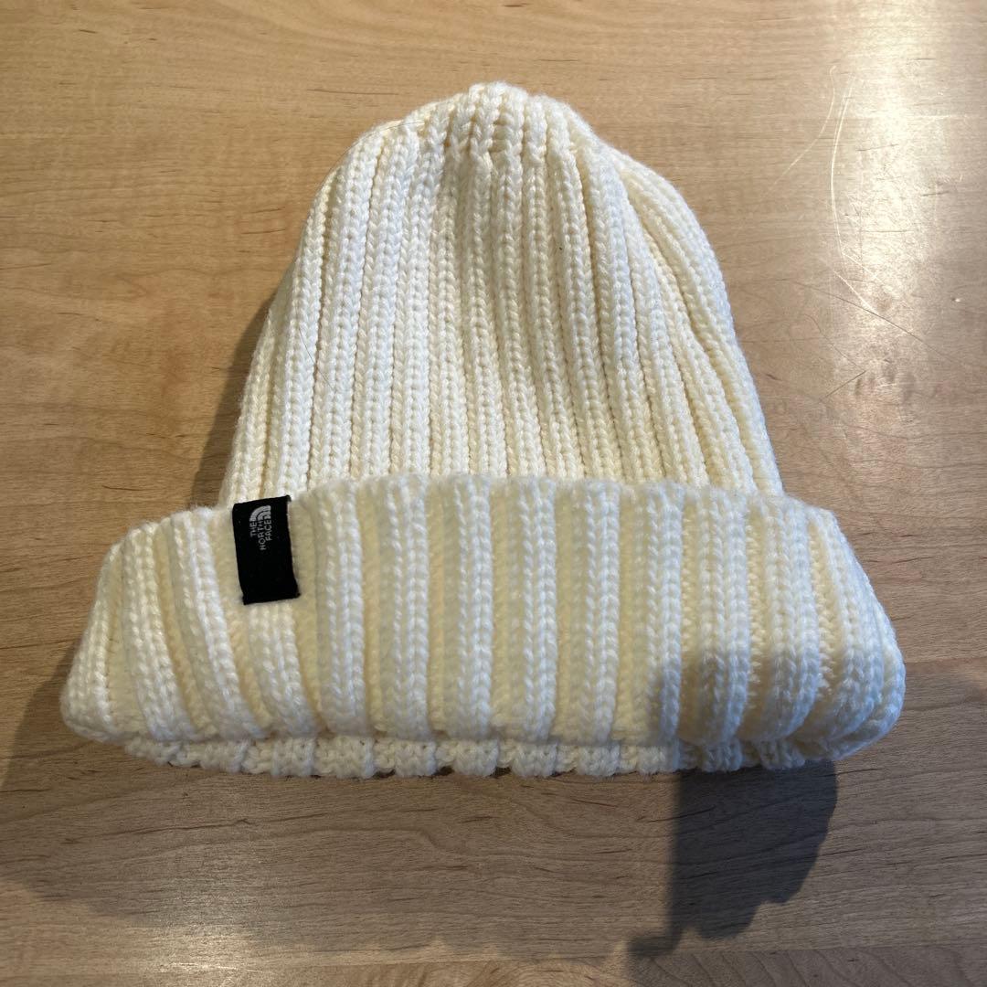 THE NORTH FACE ネイビーx レッド ジャケット 白ニット帽セット